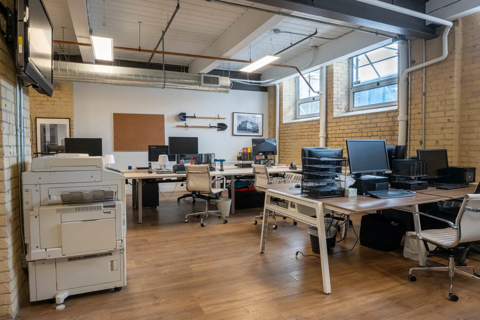Light Factory, Unit 6A, Liberty Village, Toronto (photo 1 of 14)