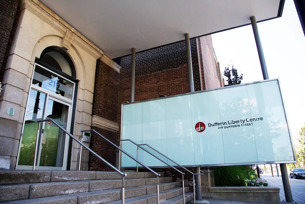 Light Factory, Unit 10C, Liberty Village, Toronto (photo 1 of 4)