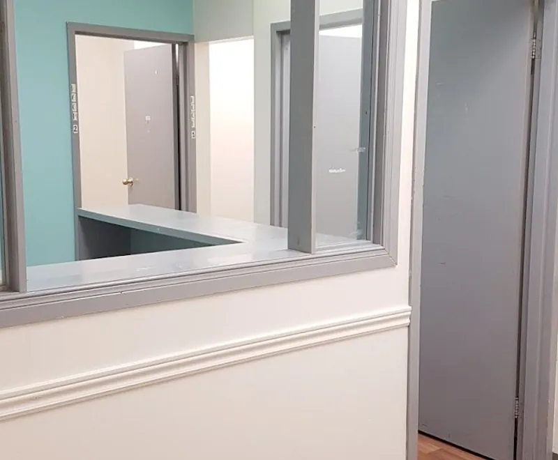 2494 Danforth Avenue Medical Offices, Danforth, Toronto (photo 1 of 8)