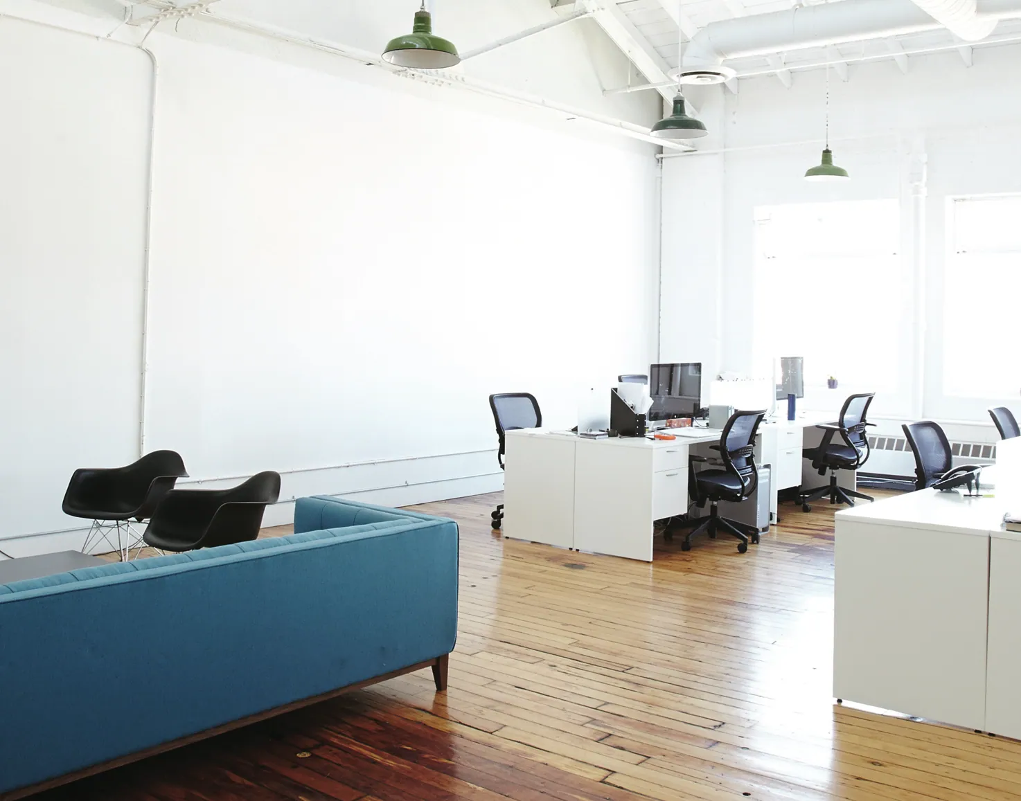 Light Factory, 680 SF Office, Liberty Village, Toronto (photo 1 of 6)
